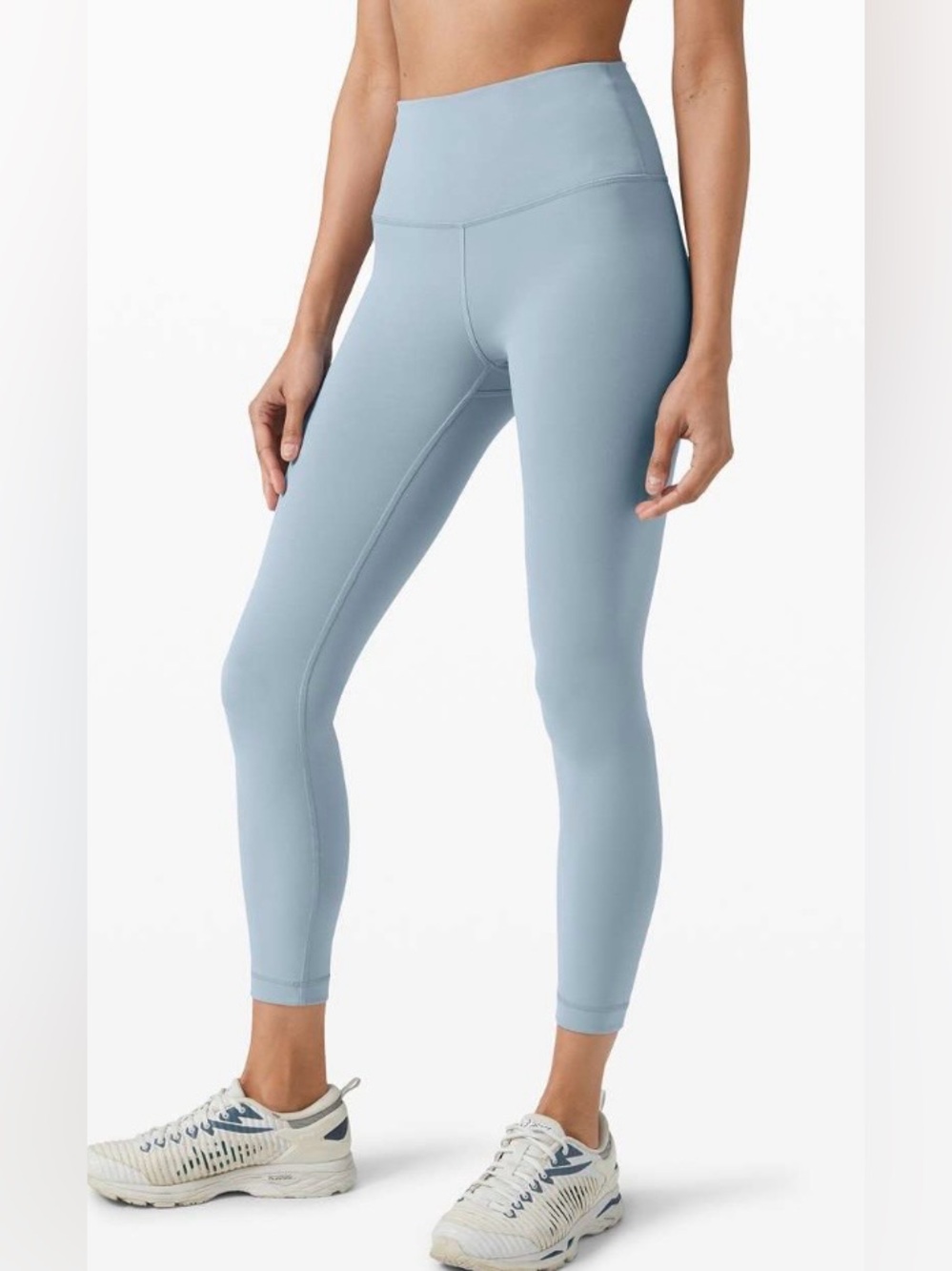 Lululemon Wunder Train High-Rise Tight 25", side 6, colour is Chambray